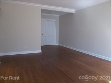 4227 Walker Rd unit 6, Charlotte, NC 28211 - photo 4