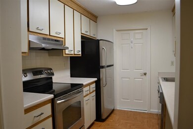 45 Dogwood Dr unit U301, Nashua, NH 03062 - photo 2