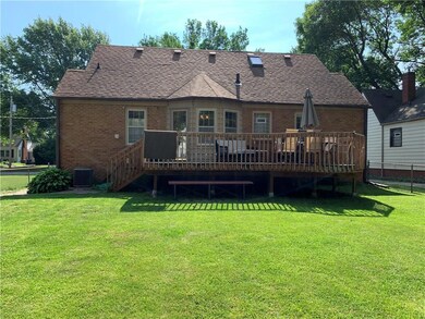 2720 45th St, Des Moines, IA 50310 - photo 5