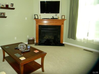 3608 Lenape Ln, Emmaus, PA 18049 - photo 6