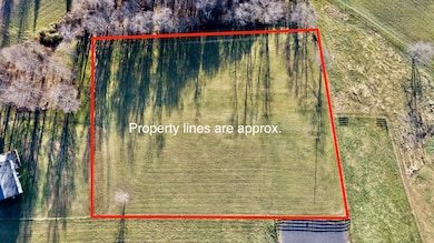 192 Cherry Hill Ln, Lewisburg, WV 24901 - photo 5