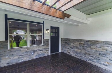 3534 Noah St, Houston, TX 77021 - photo 4