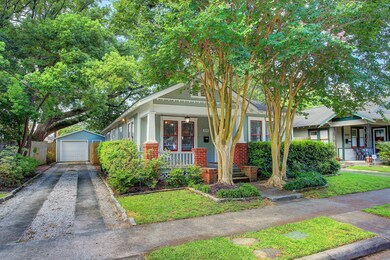 1016 E 14th St, Houston, TX 77009 - photo 3