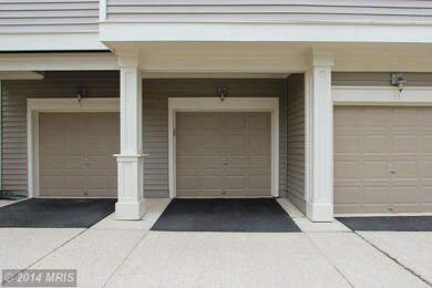 11405 Windleaf Ct unit 27, Reston, VA 20194 - photo 2