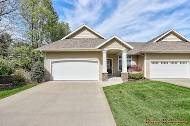 2-web-or-mls-2415-nuttall-ct