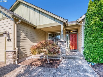 1374 Leaf Ln, Creswell, OR 97426 - photo 3