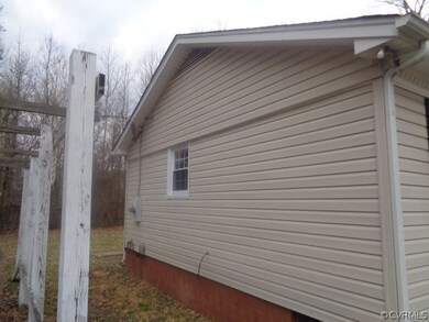 25054 Oxford Rd, Ruther Glen, VA 22546 - photo 6