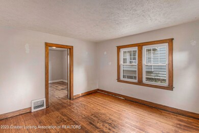1028 Morgan St, Lansing, MI 48912 - photo 6
