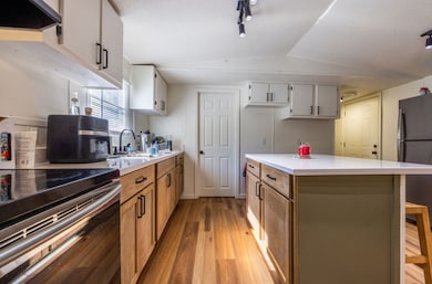 309 W Bryant St, Elm Mott, TX 76640 - photo 6