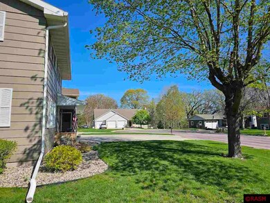 4 Kennedy Dr, New Ulm, MN 56073 - photo 2