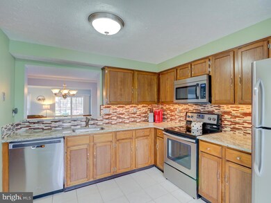 21 Dorchester Cir, Marlton, NJ 08053 - photo 4