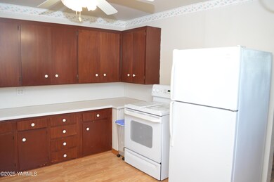 2801 4th St, Union Gap, WA 98903 - photo 7