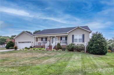 123 Mallory Ln, Statesville, NC 28625 - photo 2