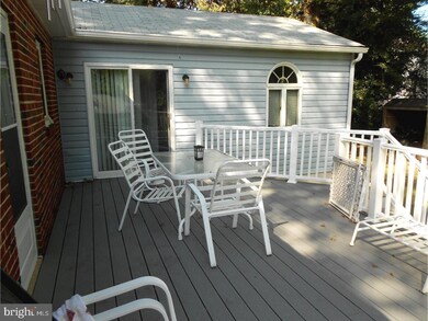 21 Walnut Rd, Wallingford, PA 19086 - photo 3