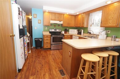 347 Whippoorwill Dr, Batesville, IN 47006 - photo 3