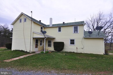 330 Middle Fork Rd, Cross Junction, VA 22625 - photo 5