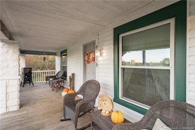 6916 N Pumpkin Center East Rd, Scottsburg, IN 47170 - photo 4