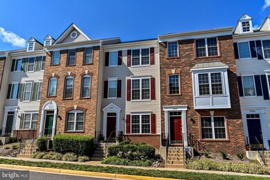 42838 Sykes Terrace, Chantilly, VA 20152 - photo 2