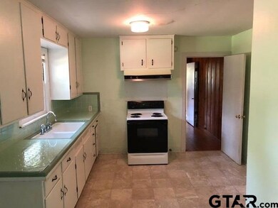 403 403 Seagle St, Tyler, TX 75701 - photo 2