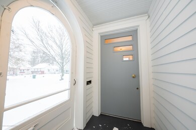 Hecksel_Drexel_porch-39