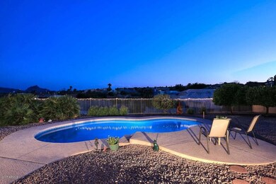 Night-Pool