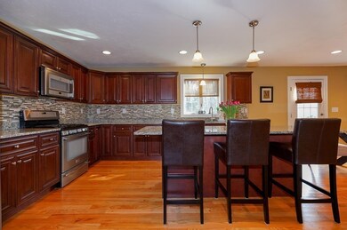 27 Skilton Ln, Burlington, MA 01803 - photo 5