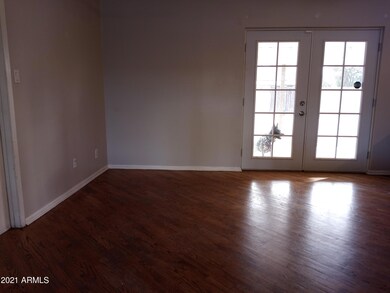 533 E Manhatton Dr, Tempe, AZ 85282 - photo 5