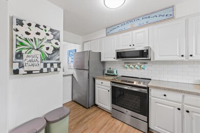 7100 Gulf Dr unit 202, Holmes Beach, FL 34217 - photo 5