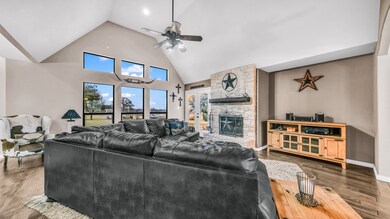 118 Hedges Cir, Weatherford, TX 76085 - photo 7