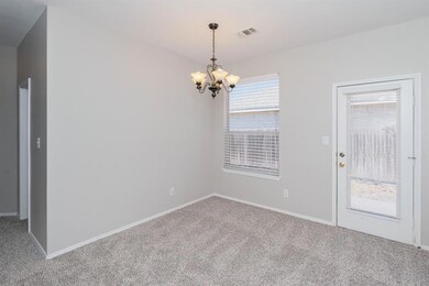 2309 Wildwood Ln, Denton, TX 76210 - photo 6