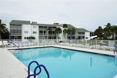 Hutchinson House unit B101, Stuart, FL 34996 - photo 4