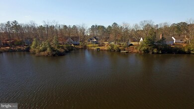 1309 Cooke St, Tappahannock, VA 22560 - photo 3