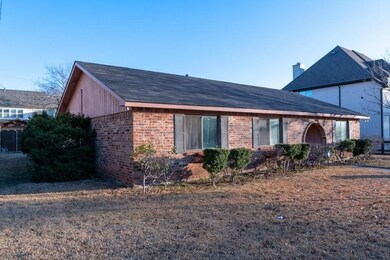 6824 Huff Trail, Dallas, TX 75214 - photo 2