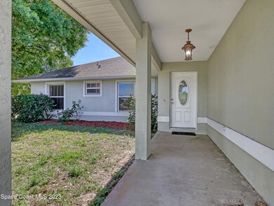 919 Dolphin Ave, Sebastian
