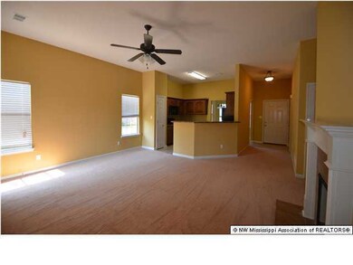 7080 Crape Myrtle Dr, Olive Branch, MS 38654 - photo 2