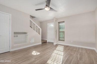 2424 E TRACY LN 1
