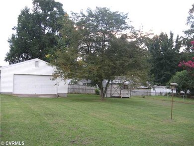 Parking Lot/Garage