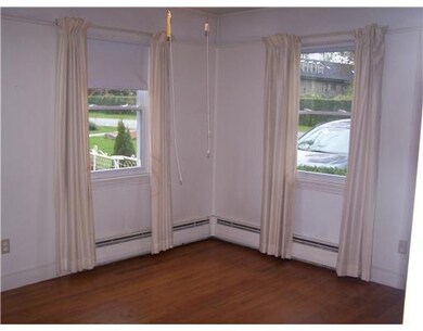 467 Wolcott Ave, Middletown, RI 02842 - photo 7