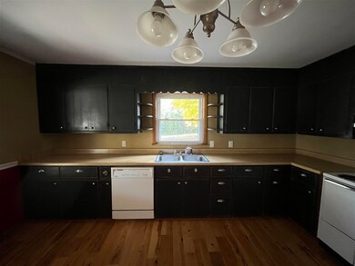 194 Jackson Ave, Scottsville, KY 42164 - photo 5