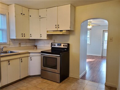 1832 Raymond Ave, Latrobe, PA 15650 - photo 4