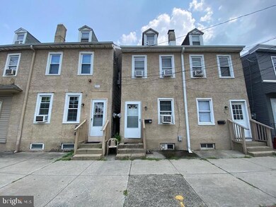 405 Market St, Gloucester City, NJ 08030 - photo 2