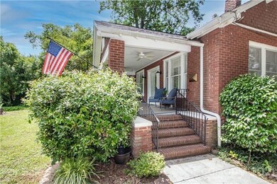 615 E Broad St, Statesville, NC 28677 - photo 4