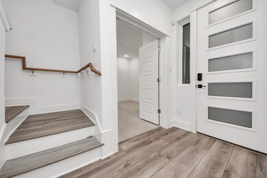 4328 Arlington St, Houston, TX 77022 - photo 5