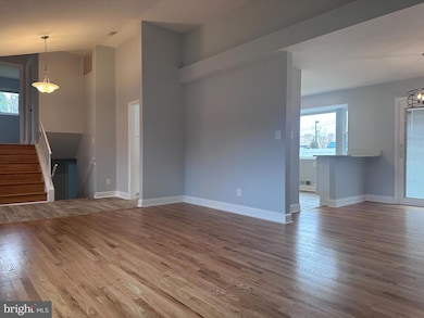 11514 Yates St, Silver Spring, MD 20902 - photo 4