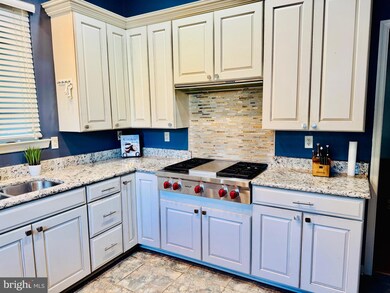 2148 Vittoria Ct, Bowie, MD 20721 - photo 5