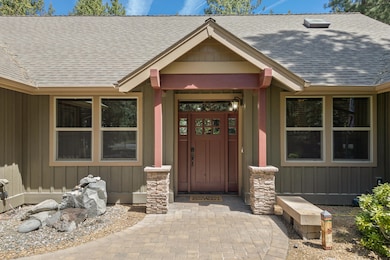 17142 Norwalk Rd, Bend, OR 97707 - photo 2