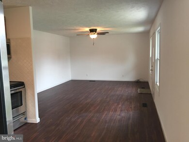 1171 Outer Cir, Hagerstown, MD 21742 - photo 5