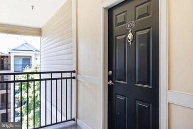 12909 Centre Park Cir unit 405, Oak Hill, VA 20171 - photo 4