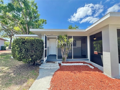 577 6th St SE, Winter Haven, FL 33880 - photo 5