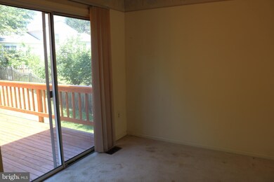 1612 Lefrak Ct, Herndon, VA 20170 - photo 7